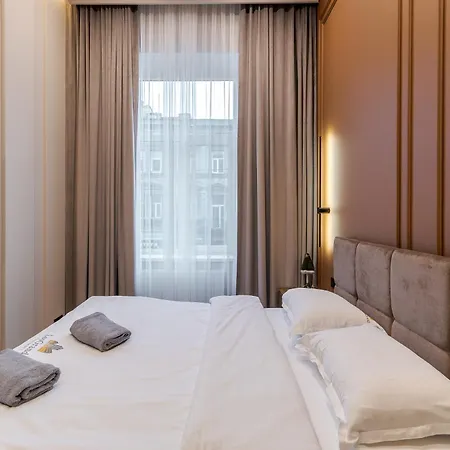 Leogrand Vip On Sholom-aleyhema 1 * Львов