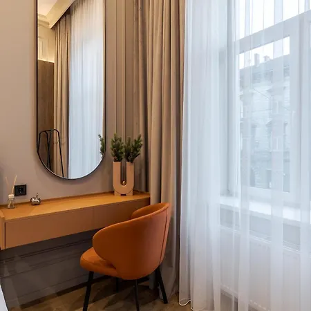Апартаменти Leogrand Vip On Sholom-aleyhema 1