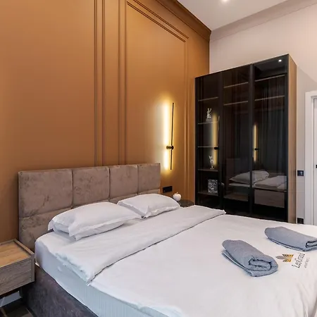 Leogrand Vip On Sholom-aleyhema 1 Апартаменти
